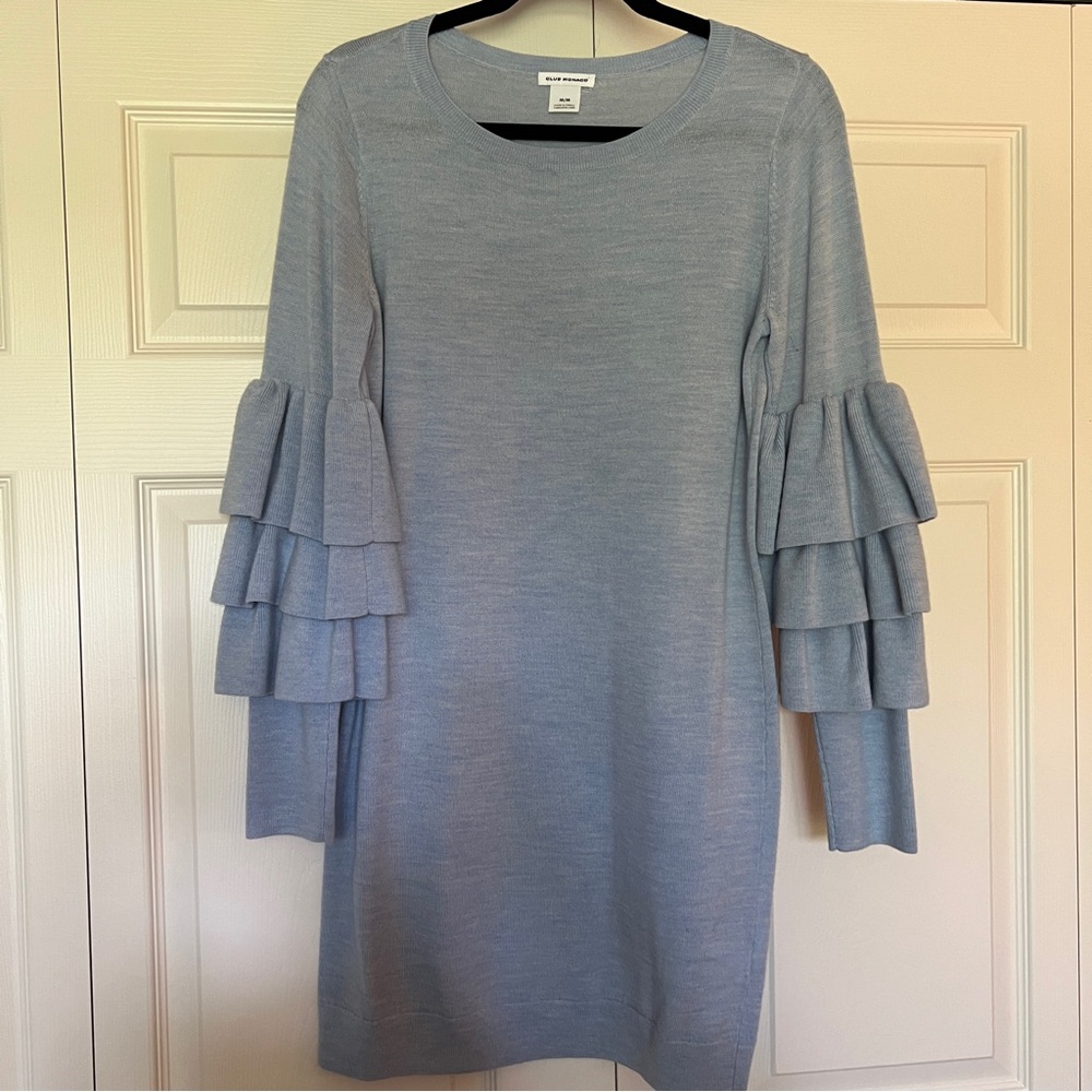 Club Monaco blue ruffle sleeve knit dress size medium